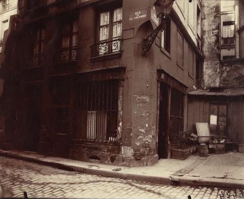 1923 Paris Atget Coin Rue de la Colombe