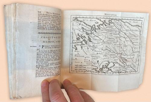 E248 - La Science Des Personnes De Cour - i4142