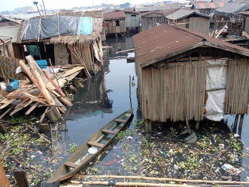 E361 - 004 GEO Makoko Slum Nigeria