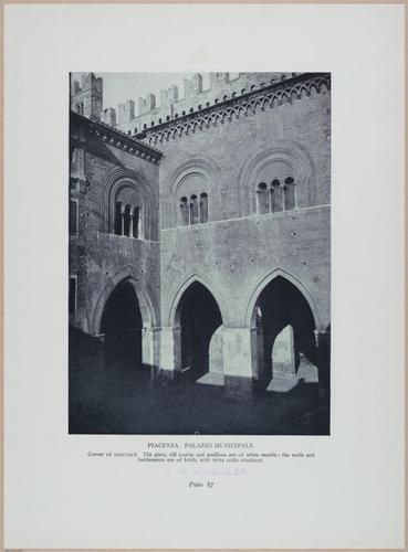 E363 - Terra Cotta of the Italian Renaissance - 1925 - 13870