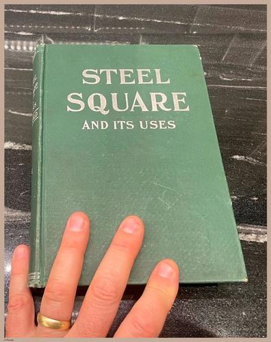 E406 - The Steel Square - i6986