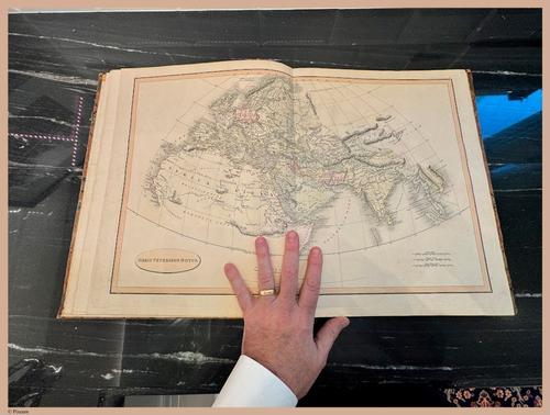 E769B - Smith_s Classical Atlas - i8054